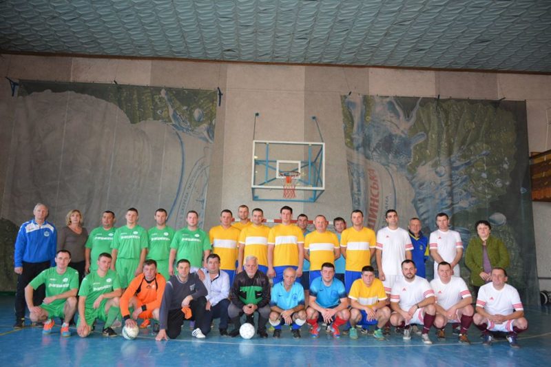 Команди спортсменів-лісівників Франківщини змагалися за першість у міні-футболі (ФОТО)