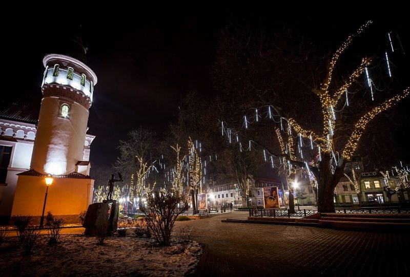 Фотограф показав красу вечірнього Івано-Франківська (ФОТО)