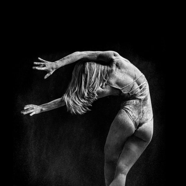 Фотограф показав балерин у невагомому танці (ФОТО)