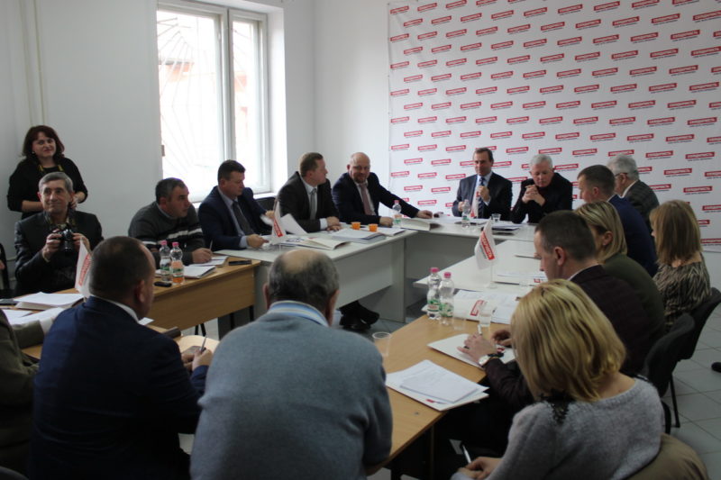В Івано-Франківську обговорили реформу первинної ланки медицини