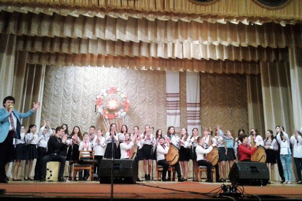 “Шпилясті кобзарі” здивували мешканців Городенки концертом