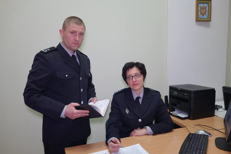 Подружжя франківських слідчих розповіло історію кохання (ФОТО)