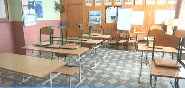 Кабмін планує закрити навчальні заклади на тритижневий карантин