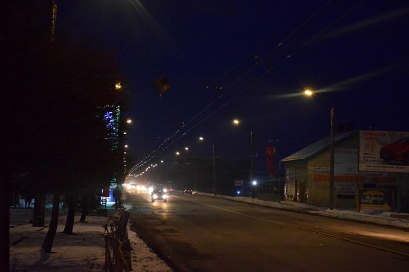 На вулиці Тисменицькій замінили освітлення (ФОТО)