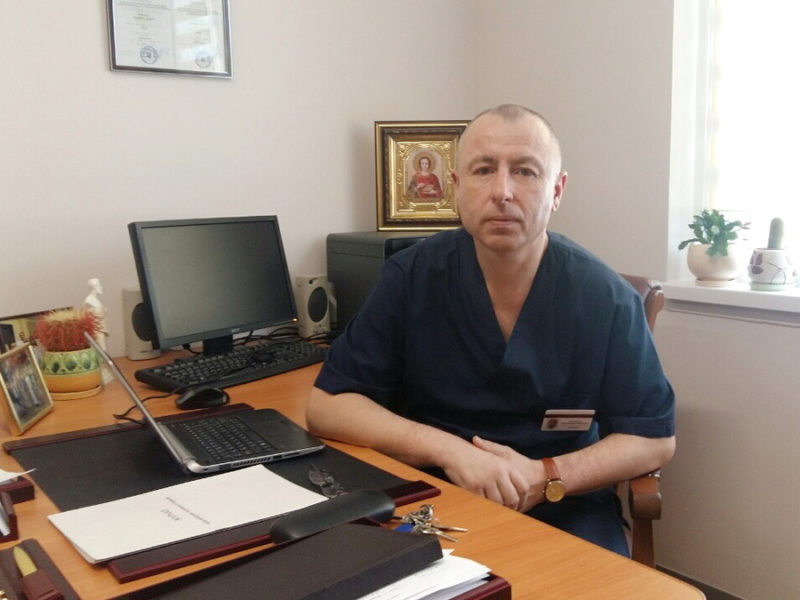 Франківський медик вперше у Західній Україні провів дві унікальні операції на підшлунковій залозі