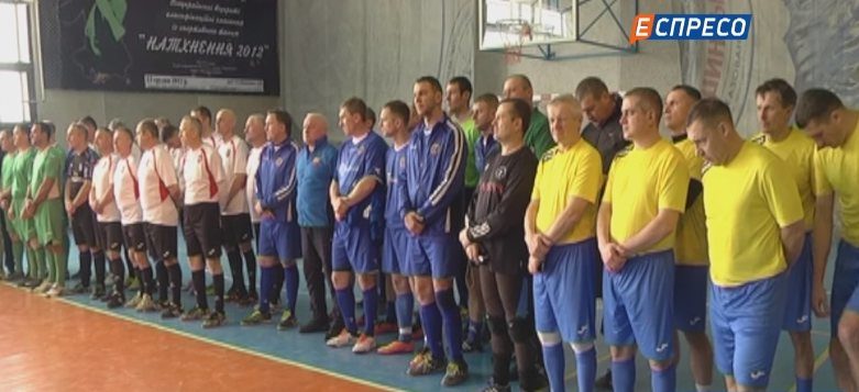 На Прикарпатті загиблих атовців вшанували футбольним турніром (ВІДЕО)