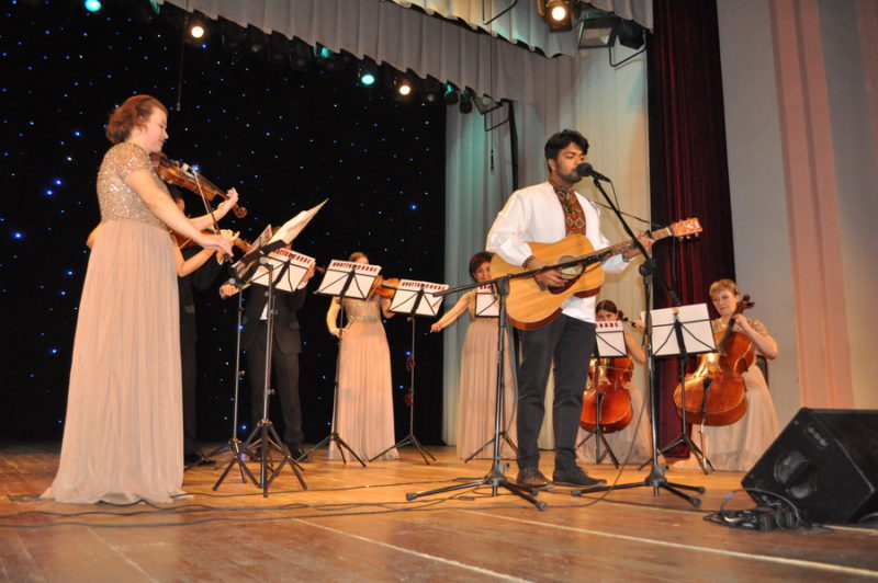 У Франківську студенти-іноземці дали спільний концерт із місцевим ансамблем (ФОТО)