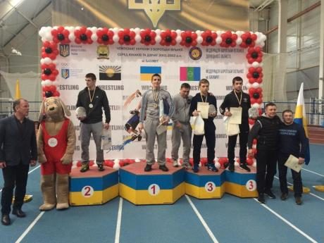 Прикарпатські борці успішно виступили на чемпіонаті України