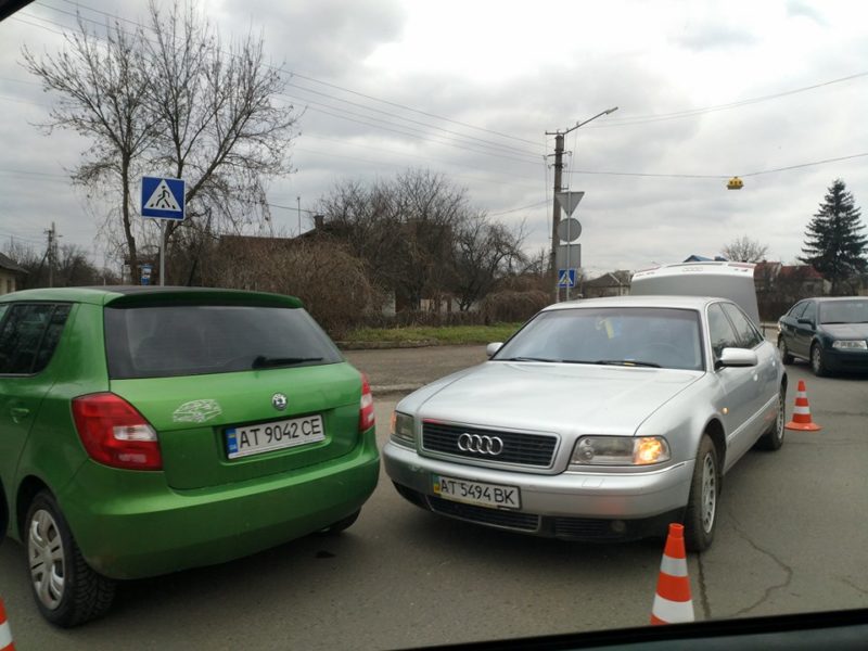 У Франківську зіткнулися два автомобілі (ФОТО)
