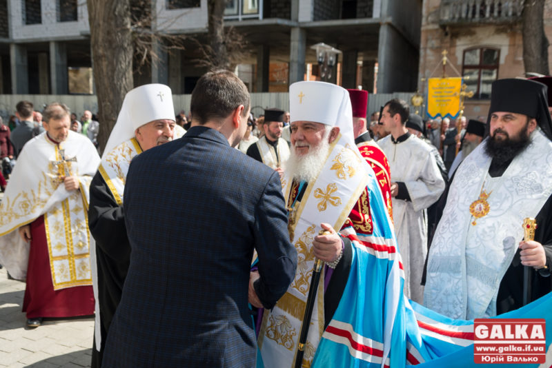 Руслан Марцінків отримав орден від Патріарха УАПЦ