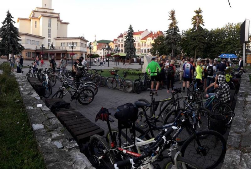У Франківську вшанували пам’ять збитого на смерть велосипедиста (ВІДЕО)