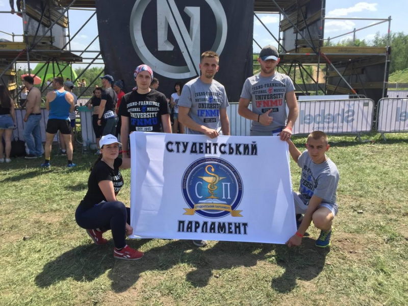Франківські студенти-медики взяли участь у “Гонці націй” (ФОТО)