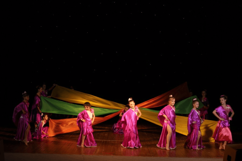 Юні калушанки перемогли в міжнародному конкурсі східного танцю (ФОТО)