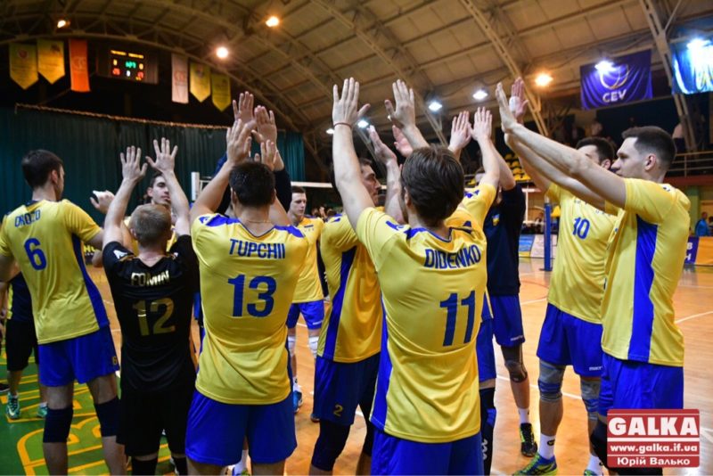 Українські волейболісти у Франківську впевнено перемогли збірну Австрії (ФОТО)