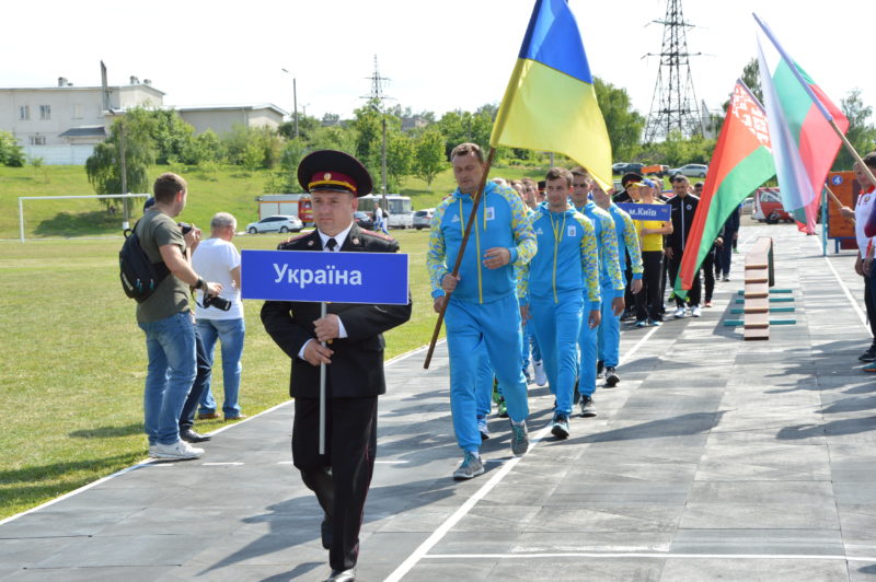 Пам’яті героїв Чорнобиля. На Прикарпатті урочисто відкрили масштабні змагання серед пожежників (ФОТО)