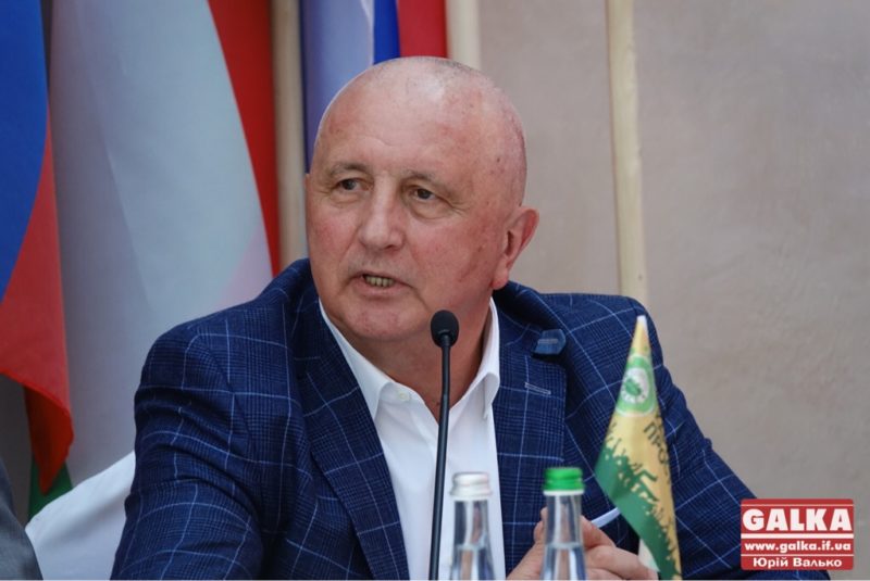 Був впливовим на Прикарпатті: помер відомий український політик Анатолій Матвієнко