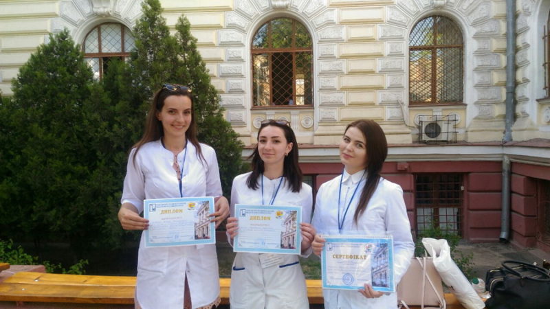 Франківські студентки – призерки всеукраїнської олімпіади з інфекційних хвороб (ФОТО)