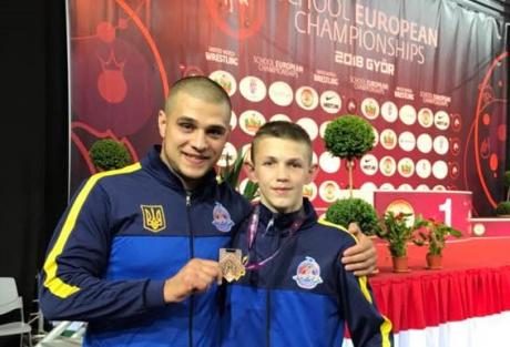 Прикарпатські школярі привезли бронзові медалі з чемпіонату Європи з боротьби