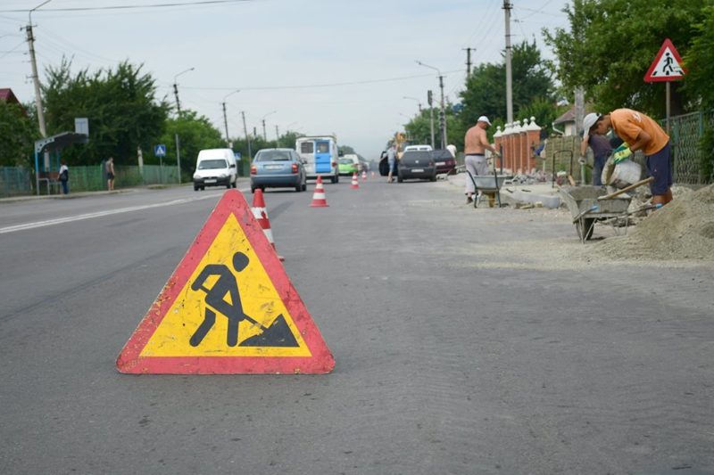 У приміських селах завершують ремонт тротуарів (ФОТО)