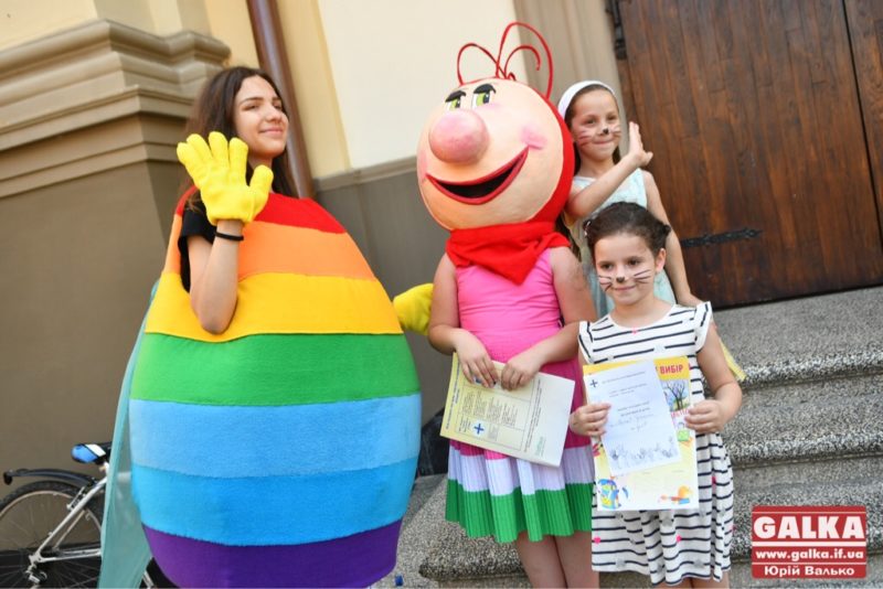 Яскравим дійством для малечі Івано-Франківськ відсвяткував День захисту дітей (ФОТО)