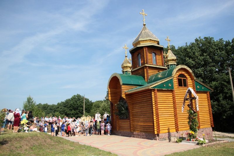 Новозбудований храм відкрили на Городенківщині (ФОТО)