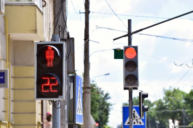У Франківську встановили нові світлофори (ФОТОФАКТ)