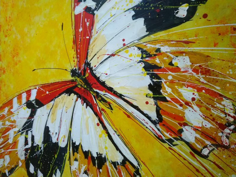 Реалістичні та абстрактні метелики. Франківський художник презентував нову серію картин (ФОТО)