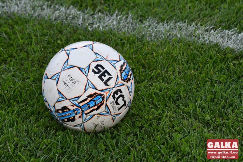 Гравці “Прикарпаття” поділилися футбольним досвідом з франківськими школярами (ВІДЕО)