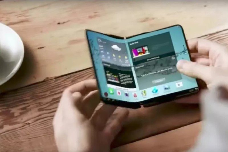 ​​Samsung випустить смартфон, що може згинатися