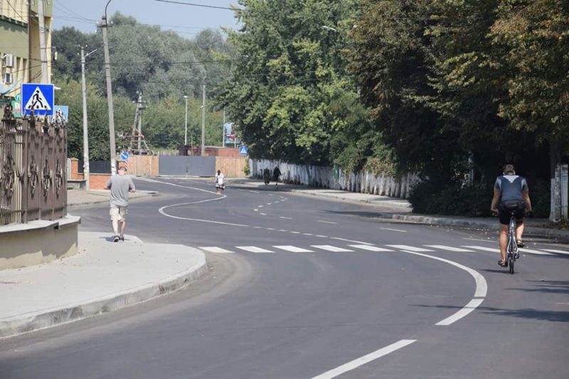 Капітально відремонтовану вулицю Княгинин презентували франківцям (ФОТО)