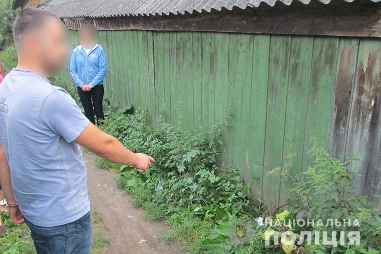 На Тисмениччині хлопець вкрав сейф з грошима свого вітчима (ФОТО)