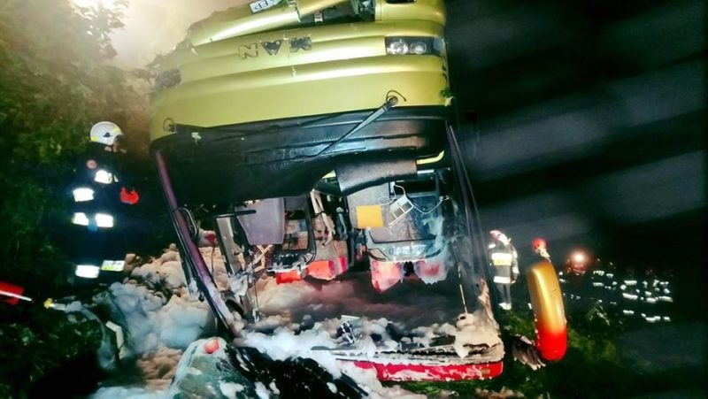 У Польщі автобус із українцями потрапив у ДТП, є загиблі (ФОТО)