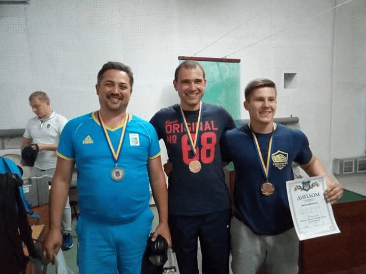 Три срібла та чотири бронзи отримали прикарпатські стрільці на чемпіонаті України