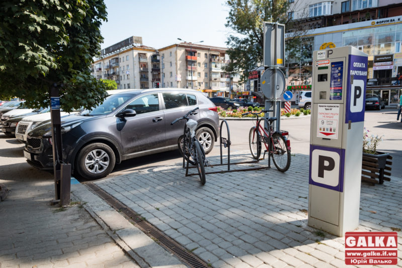 “97% франківців ігнорують правила паркінгу”, – оператор паркування Олександр Ярощук