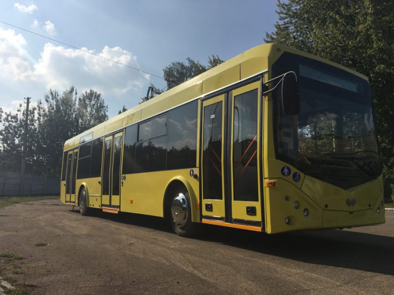 Франківськ підписав договір на придбання 29-ти нових тролейбусів (ФОТО)