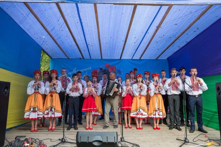 На Коломийщині відбувся літературно-мистецький фестиваль імені Квітки Цісик (ФОТО)