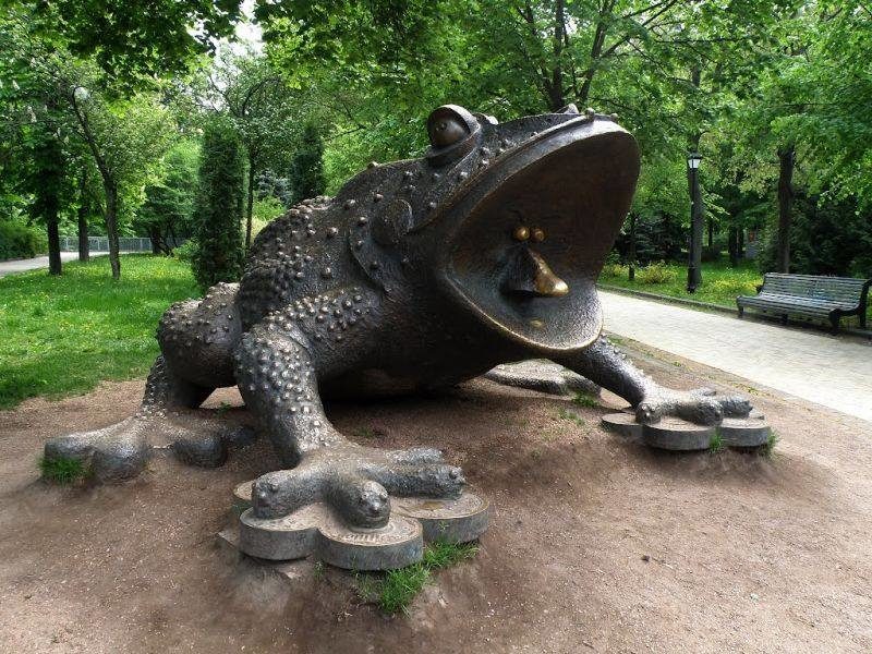 Виконком погодив: у франківському парку зведуть пам’ятник жабі