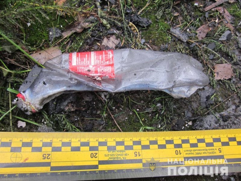 Поблизу спалених у Коломиї БМВ знайшли пляшку з запалювальною сумішшю (ФОТО)