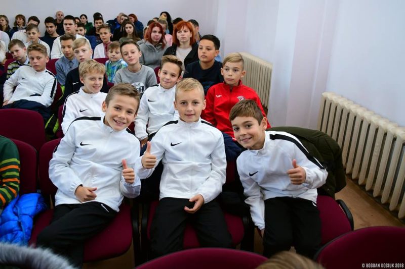 У Франківську нагородили переможців футбольного турніру серед школярів (ФОТО)