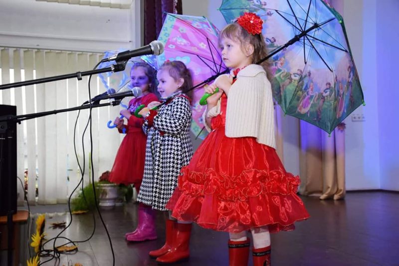 На Прикарпатті провели конкурс талантів для дітей (ФОТО)