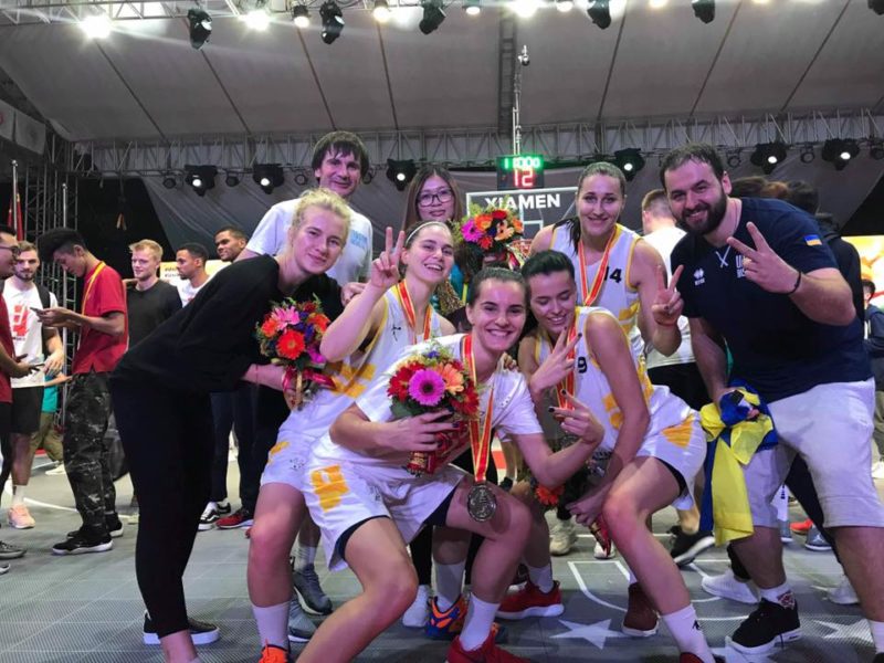 Франківські баскетболістки вибороли “срібло” на Чемпіонаті світу в Китаї (ФОТО)