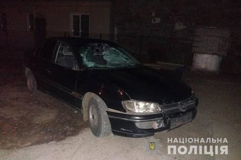 На Тисмениччині водій збив двох 17-річних дівчат і втік з місця ДТП (ФОТО)