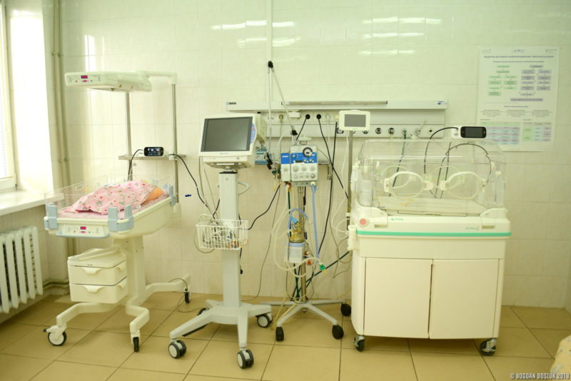 Міський пологовий будинок поповнився обладнанням для дослідження мозку новонароджених (ФОТО)