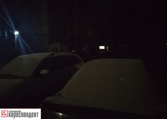 В Івано-Франківську випав перший сніг (ФОТО)